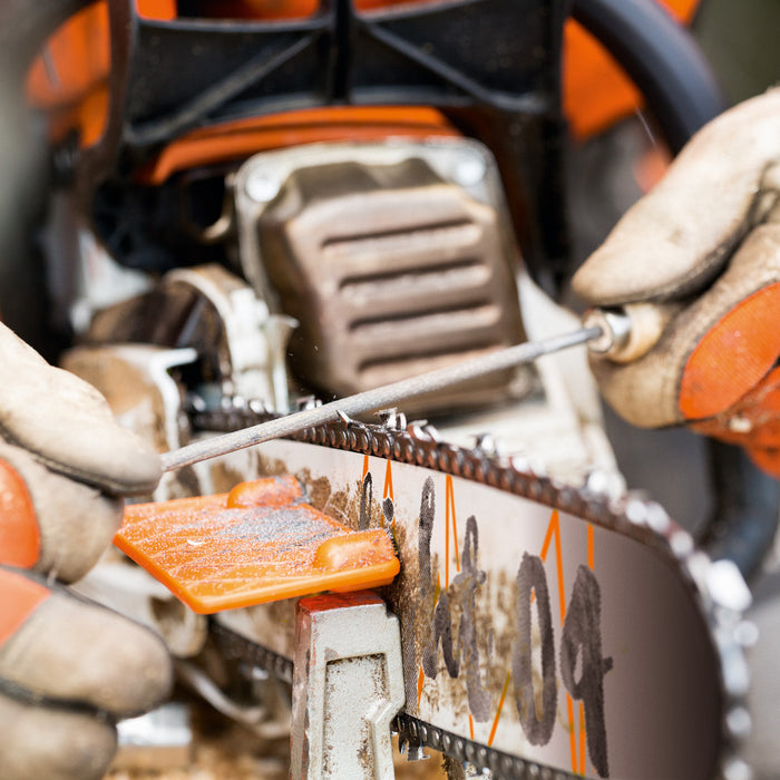 When to replace your chainsaw chain, sprocket or guide bar?