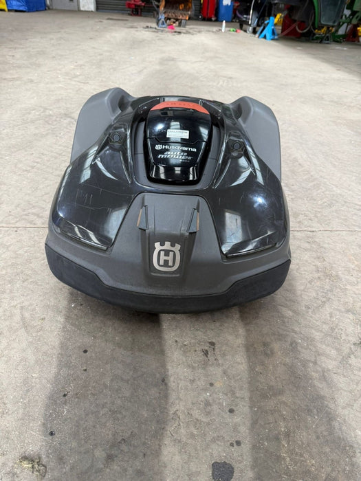 Husqvarna 450X Automower (Ex Demo)