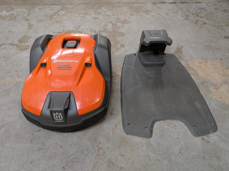 Husqvarna 550 Automower (Used)