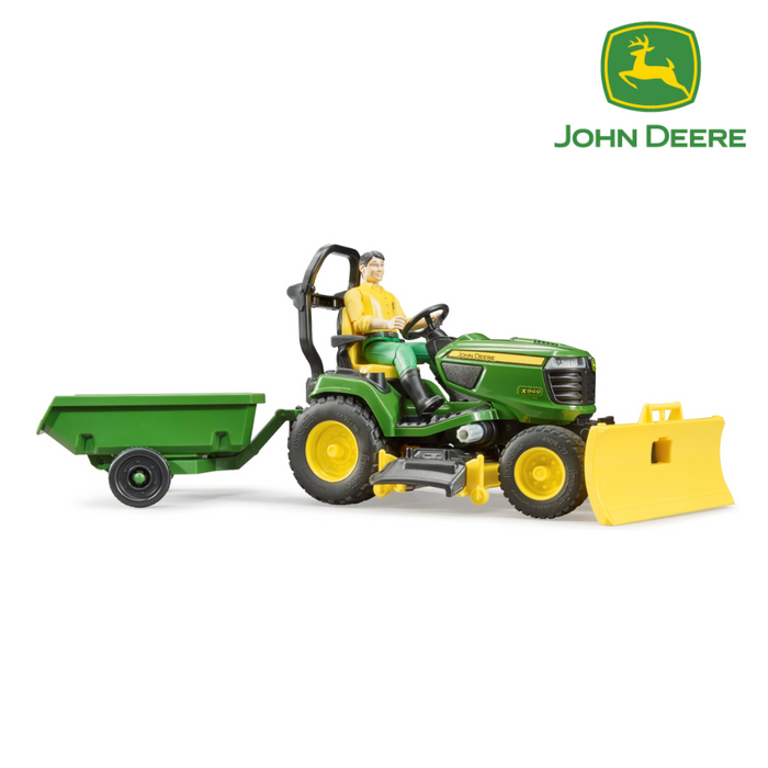 Bruder John Deere Lawn Tractor with Trailer