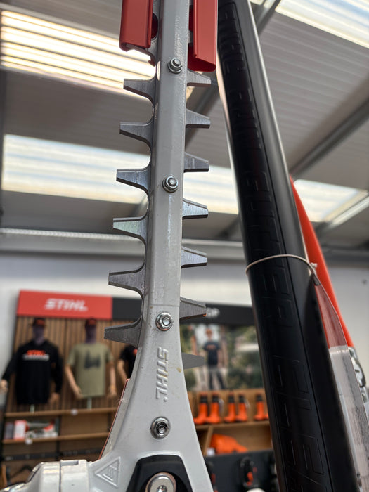 Ex-Display Stihl HLA 140 K-B Battery Long-Reach Short-Shaft Hedge Trimmer
