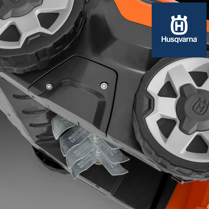 Husqvarna S 138i Battery Scarifier