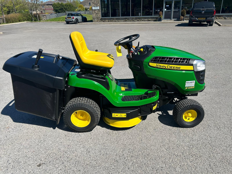 John Deere X135R Ride-On Mower