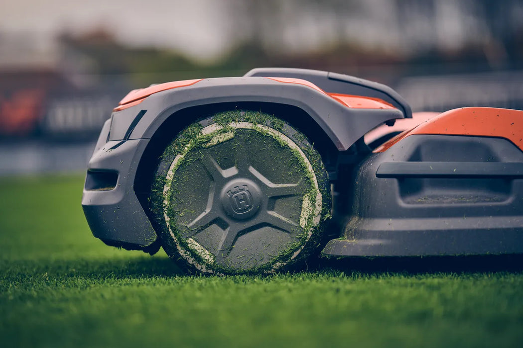 Husqvarna CEORA® Active Wheel Brush Kit